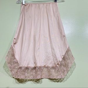 Body Chic Size Medium Under Skirt or Dress